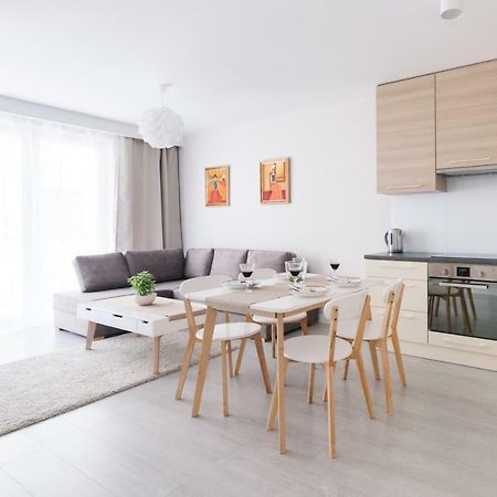 Raval Apartments - Soft Beige Rewal Dış mekan fotoğraf